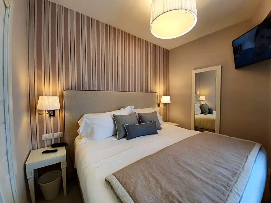 Hotel Plaza - Chambres