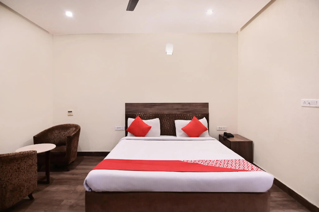 Townhouse OAK Hotel Edesia - Chambres