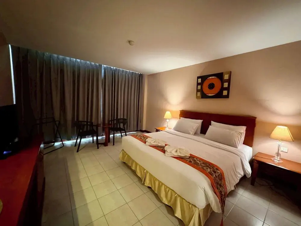 Crown Pattaya Beach Hotel - Chambres