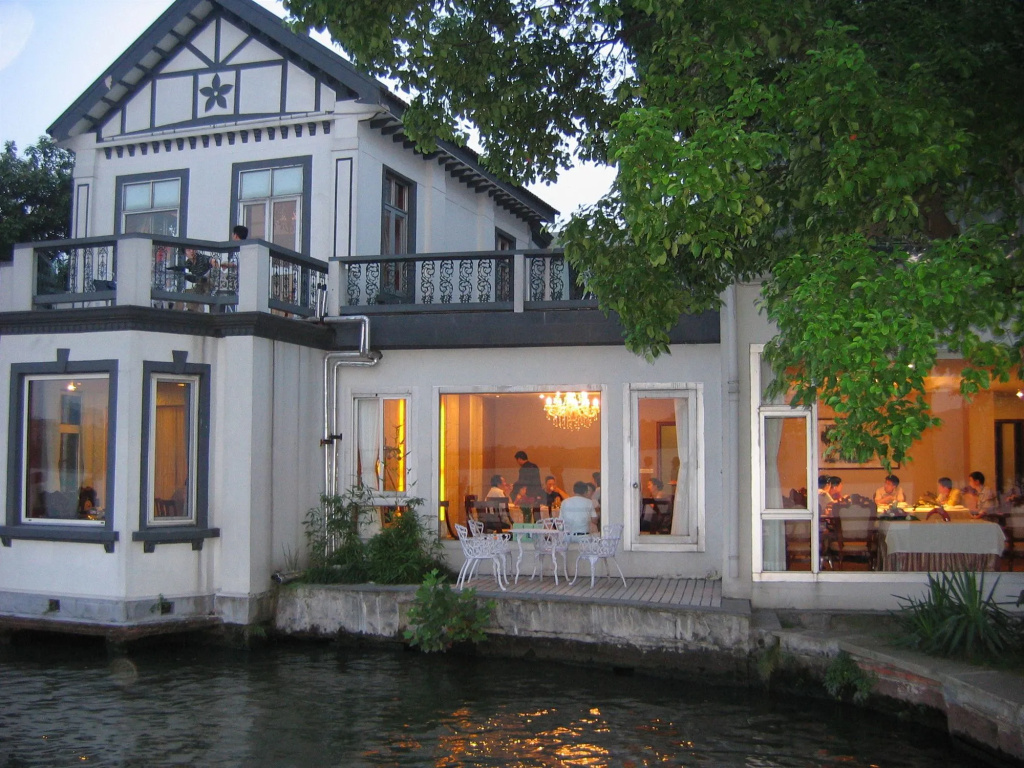 Dahua Boutique Hotel