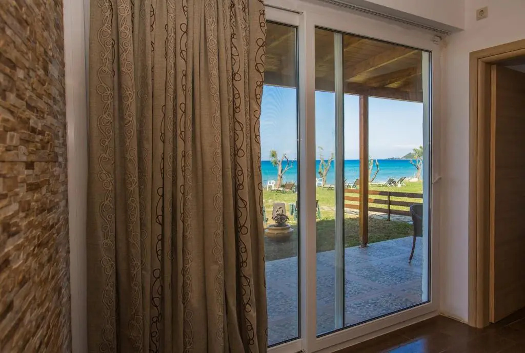 Laura Beach House - Chambres
