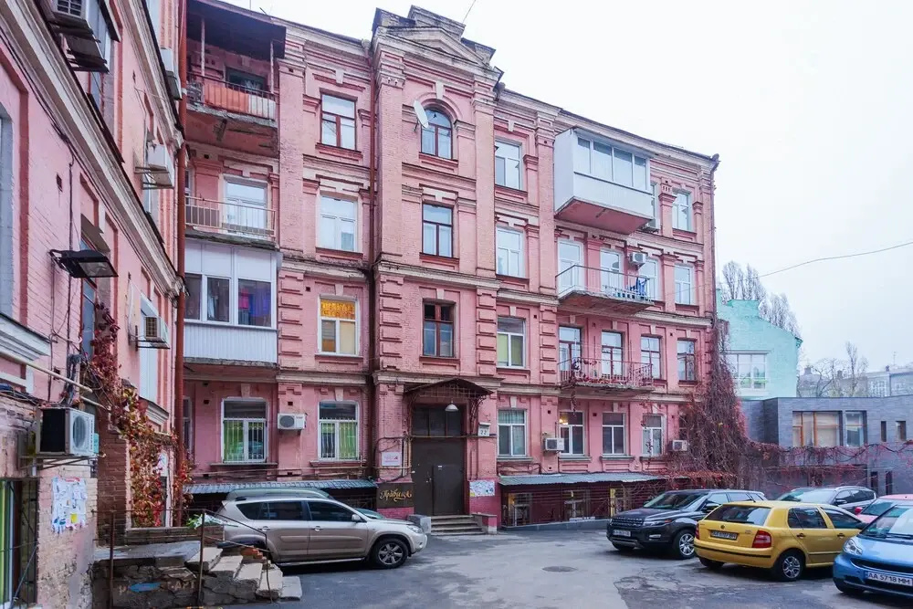 Apartment in the historic center of Kiev