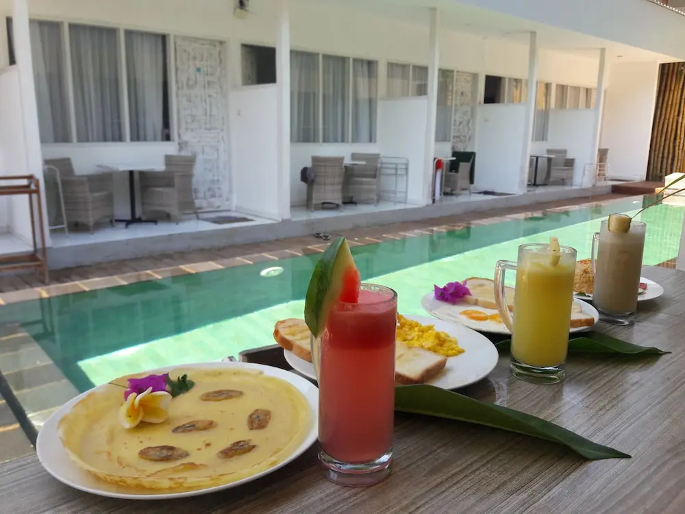 Standard room with balcony and with pool view