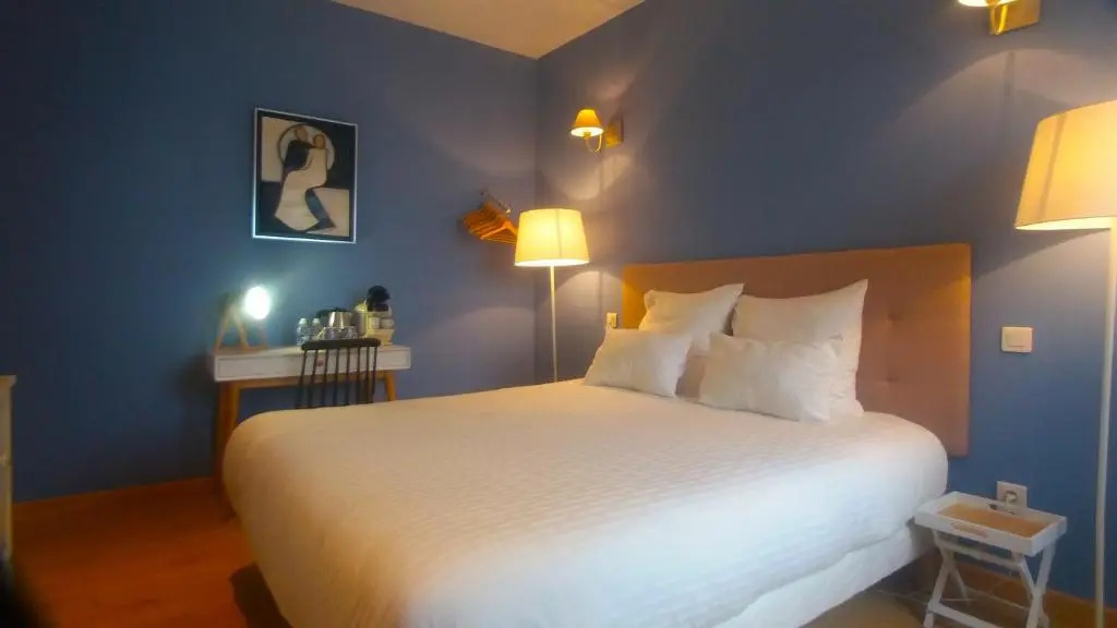 Deluxe Double room with sea view (full double bed)