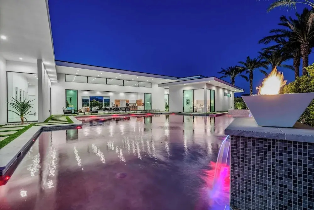 Sleeps 54 3 Luxury Villas w/ Pool + Spa, Pickleball Bravo by Avantstay