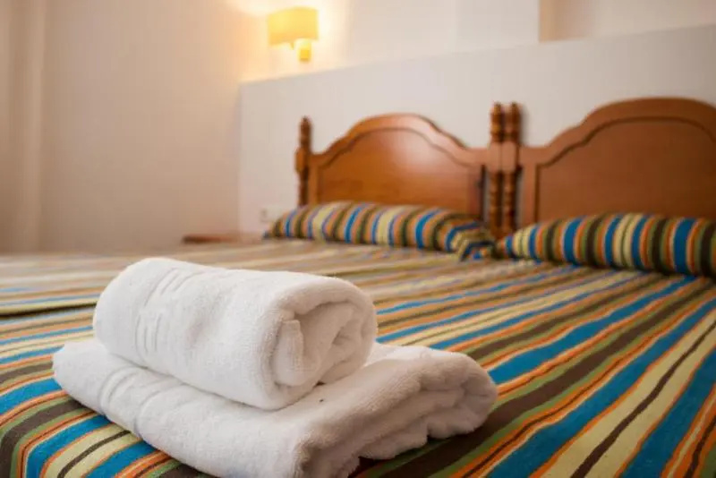 Apartaments Comte d'Empuries - Chambres