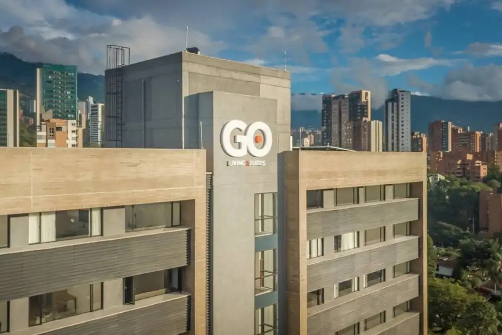 Go Living Suites - 904