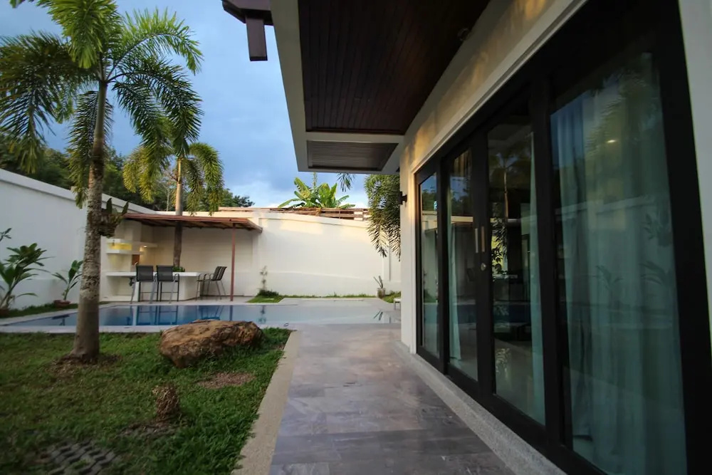 Resona Pool Villa by Aonanta Group