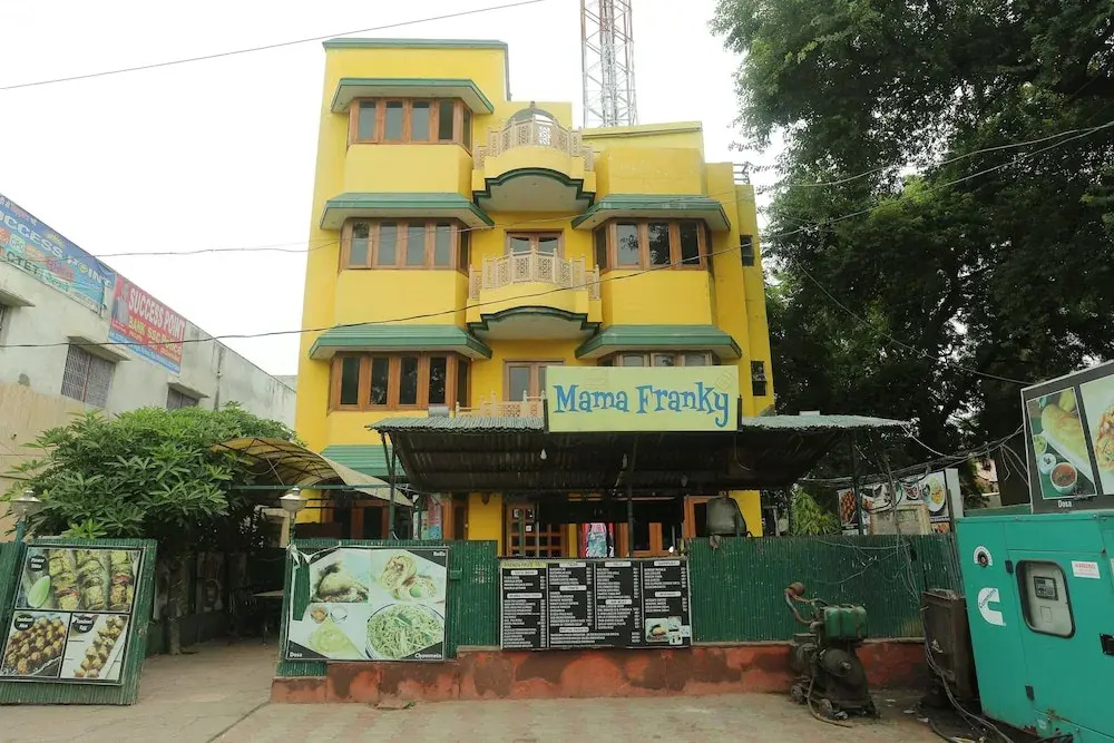 Capital O 15091 Gaurav Boarding House