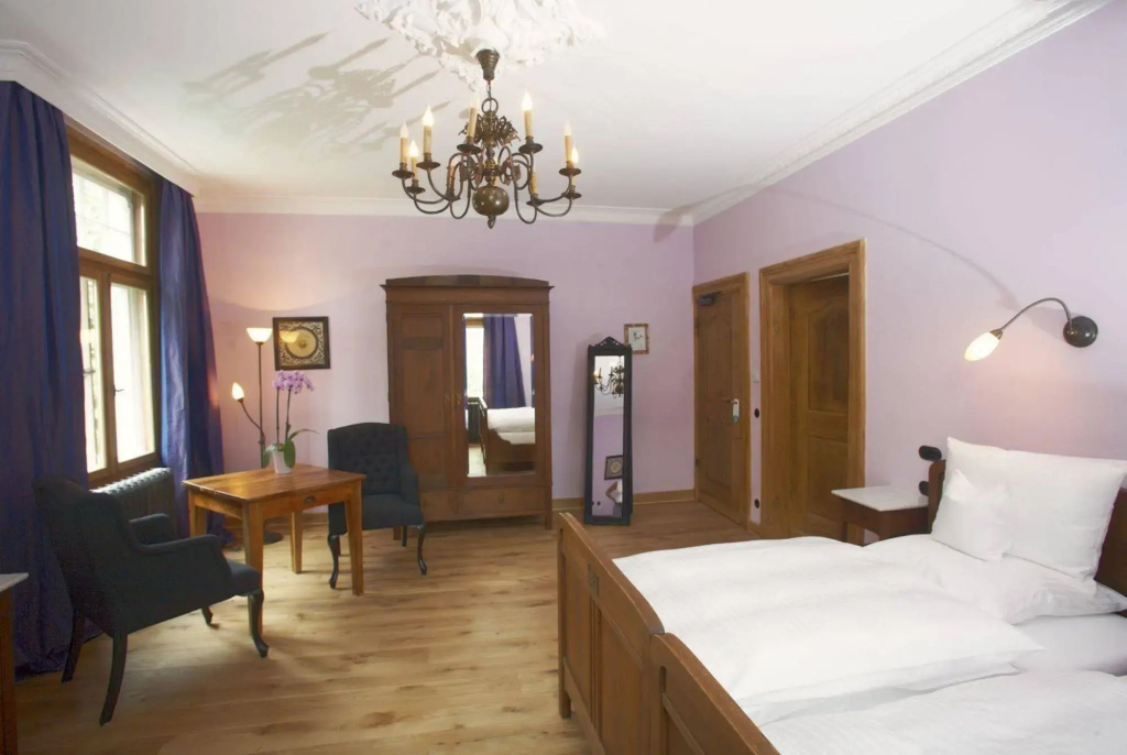 Hotel photo 12