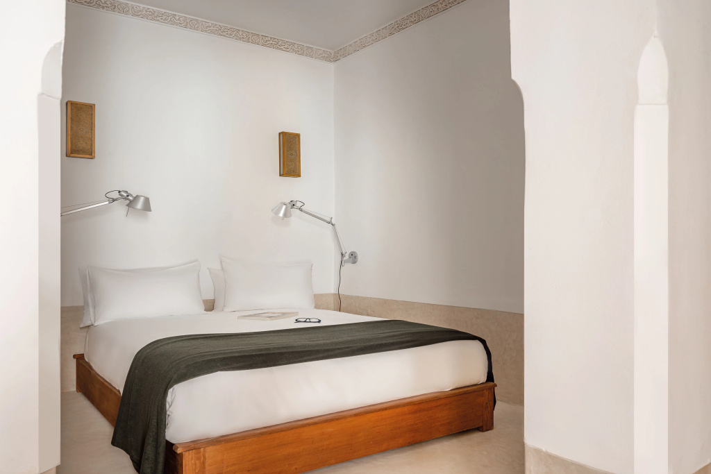Riad Jaaneman — 4