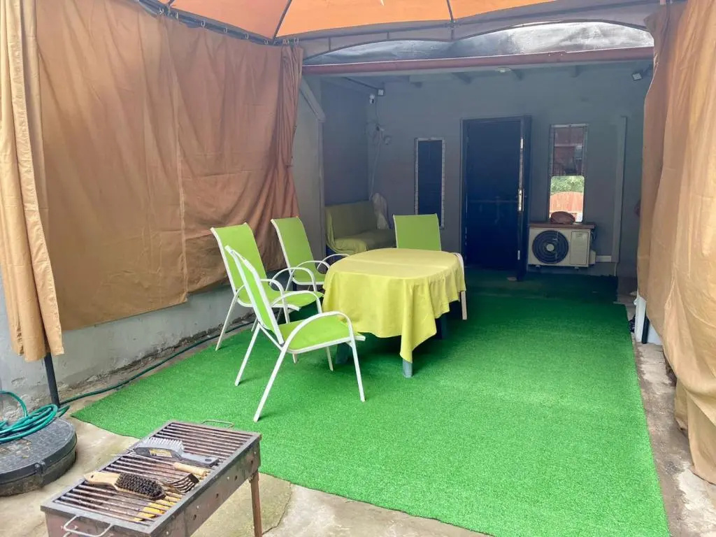 3 Bedrooms Cottage