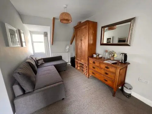 55 Yards Bar and Townhouse