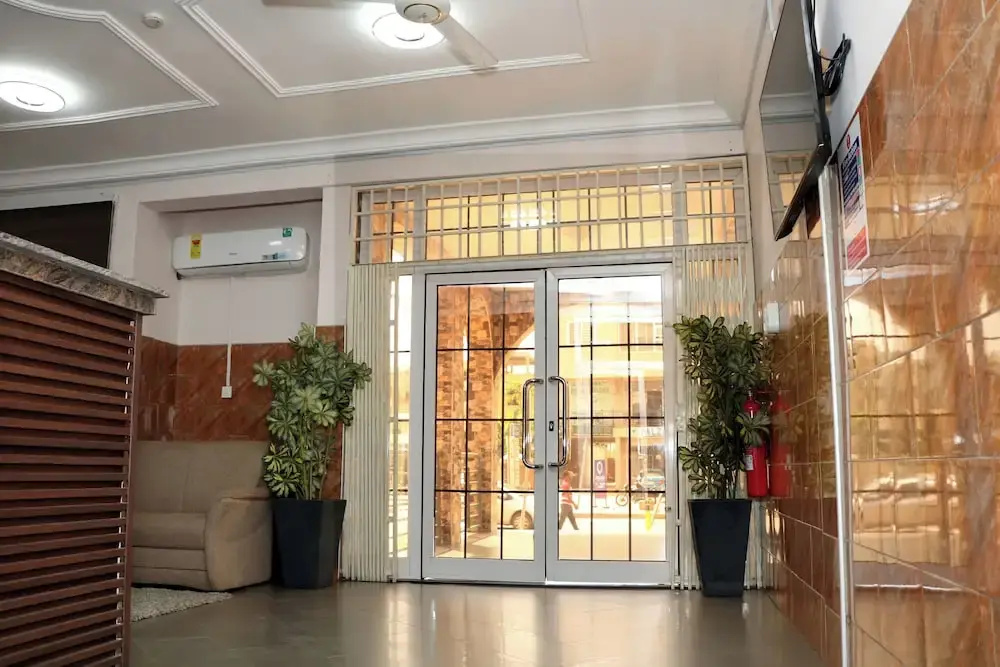 GSM Crown Inn Hotel