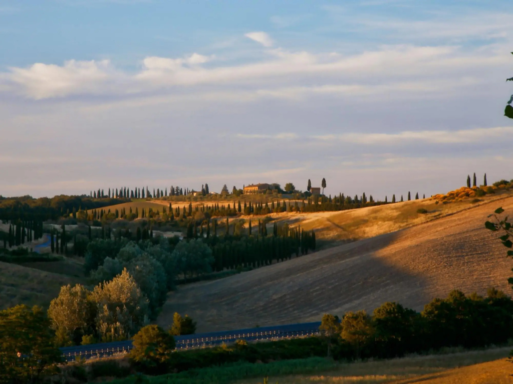 Farmhouse in Tuscany Near Siena & Hot Springs