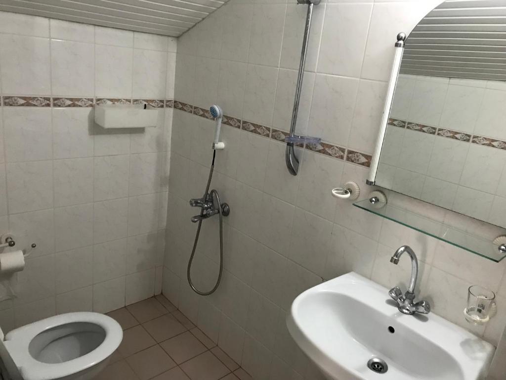 Двухместный номер Economy двуспальная кровать в Calypso Cozy Suites