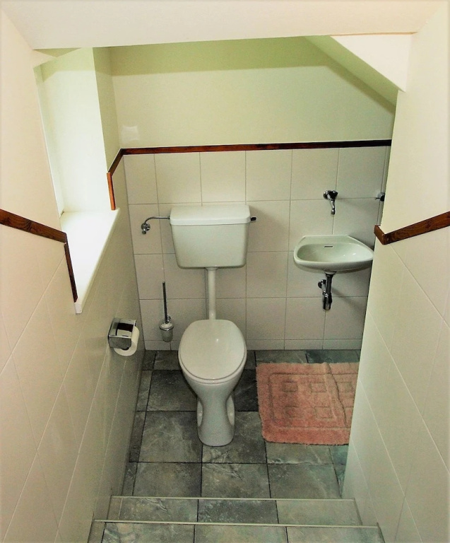 2 Bedrooms Cottage with balcony