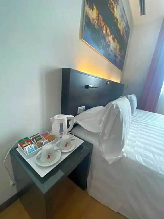Card International Hotel - Chambres