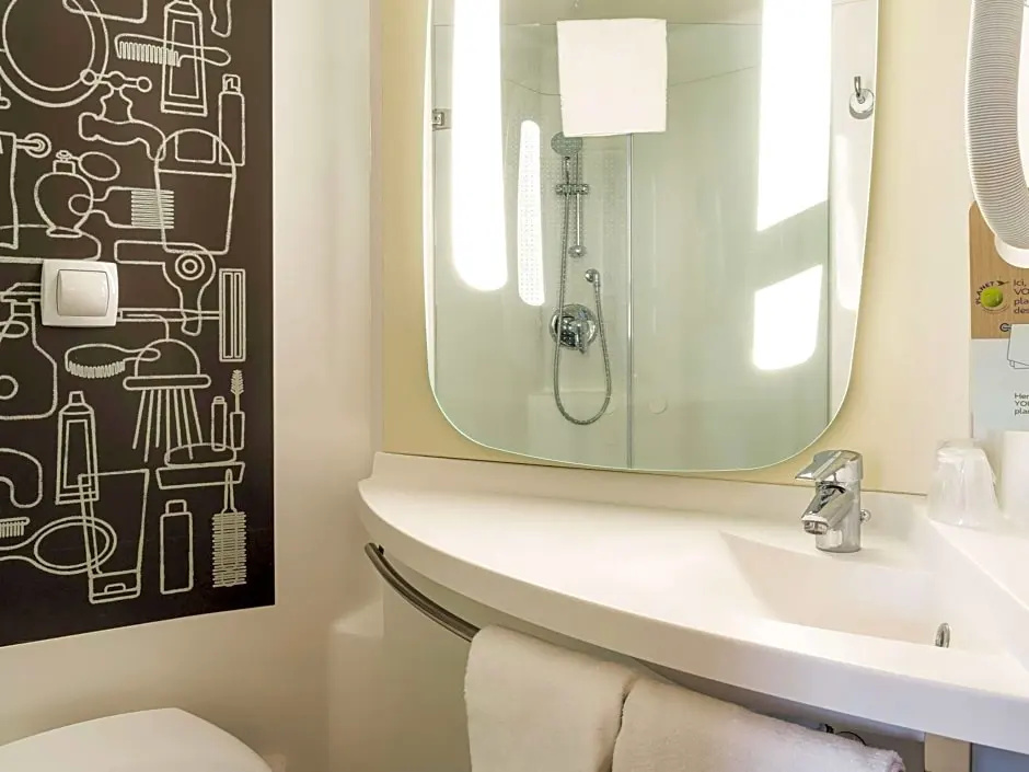 ibis Mulhouse Bale Aeroport - Chambres