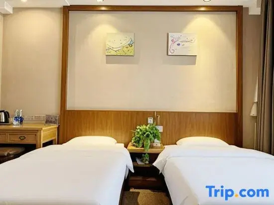 Standard Double room (twin beds)