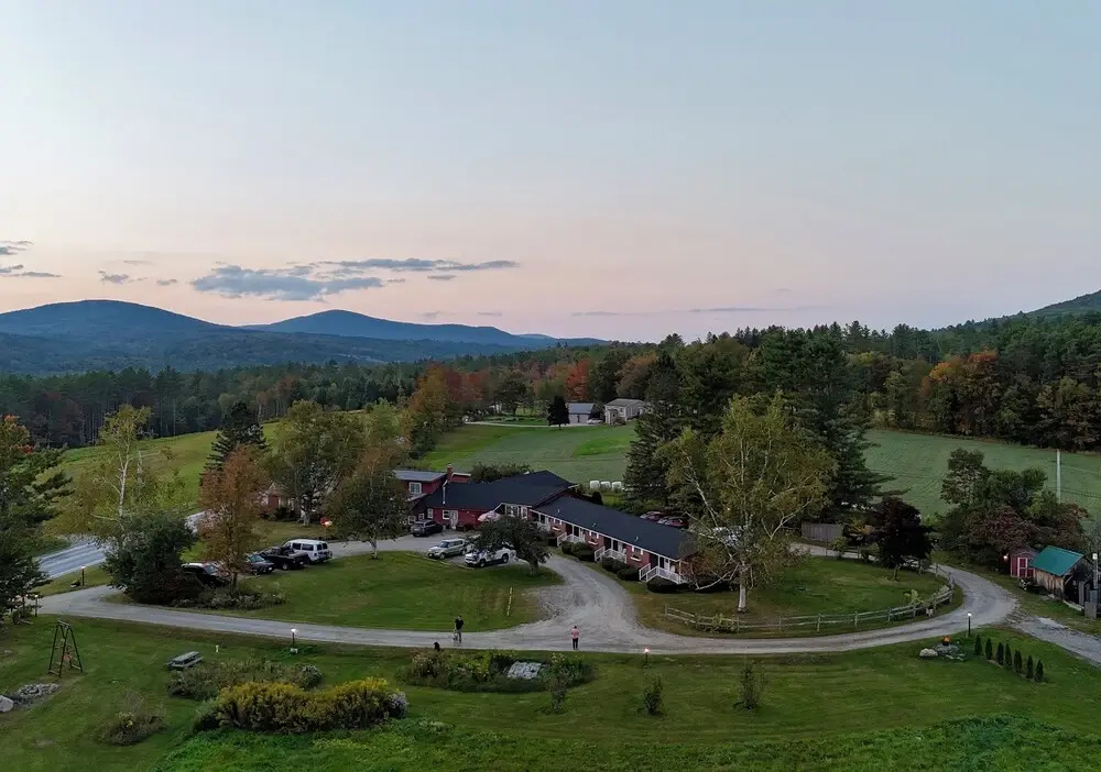 COHO Inn & Motor Lodge