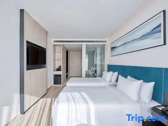 Standard Double room with balcony and with city view (twin beds)