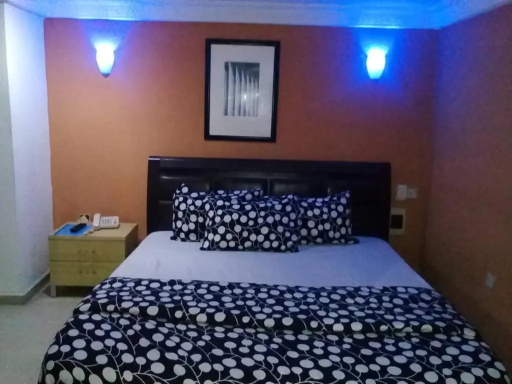 Hotel photo 12