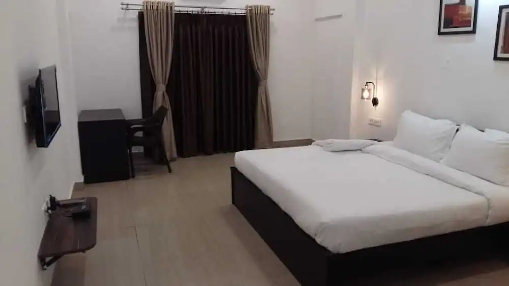 Comfort Double room (full double bed)