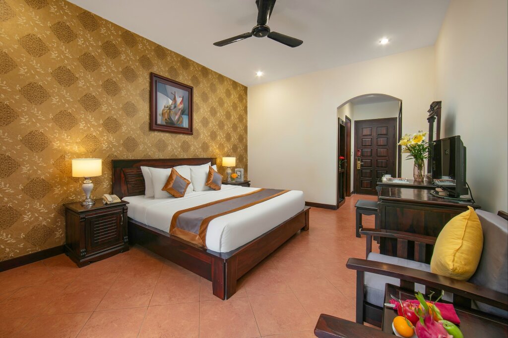 Sea Lion Beach Resort & Spa