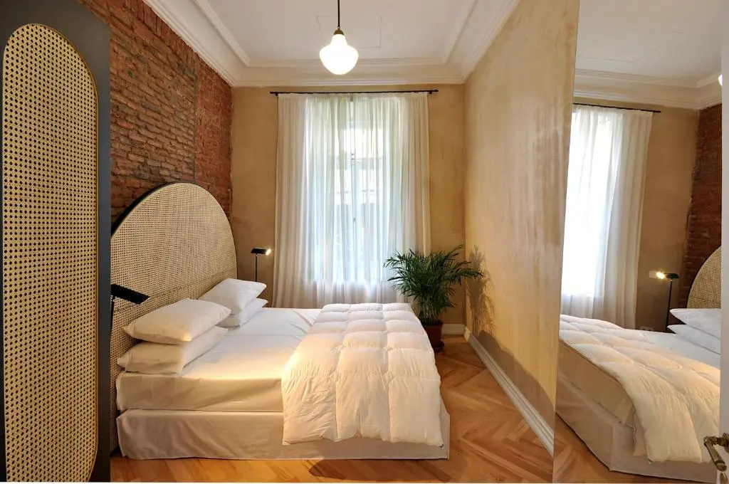 2 Bedrooms Suite