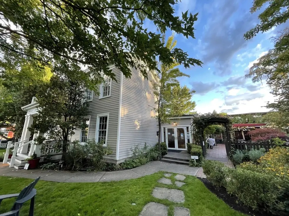 McCully House Inn