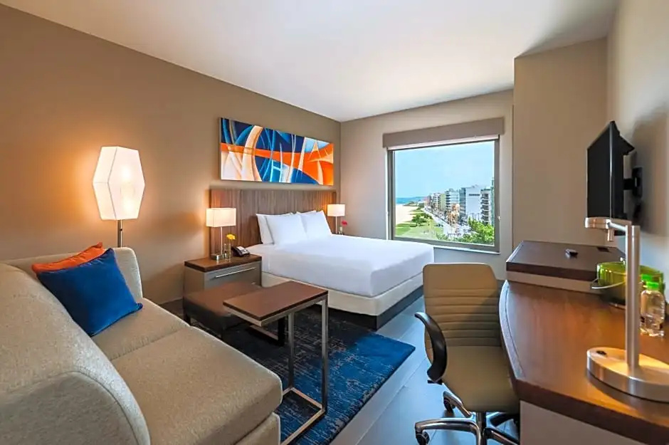 Double room with view (full double bed)