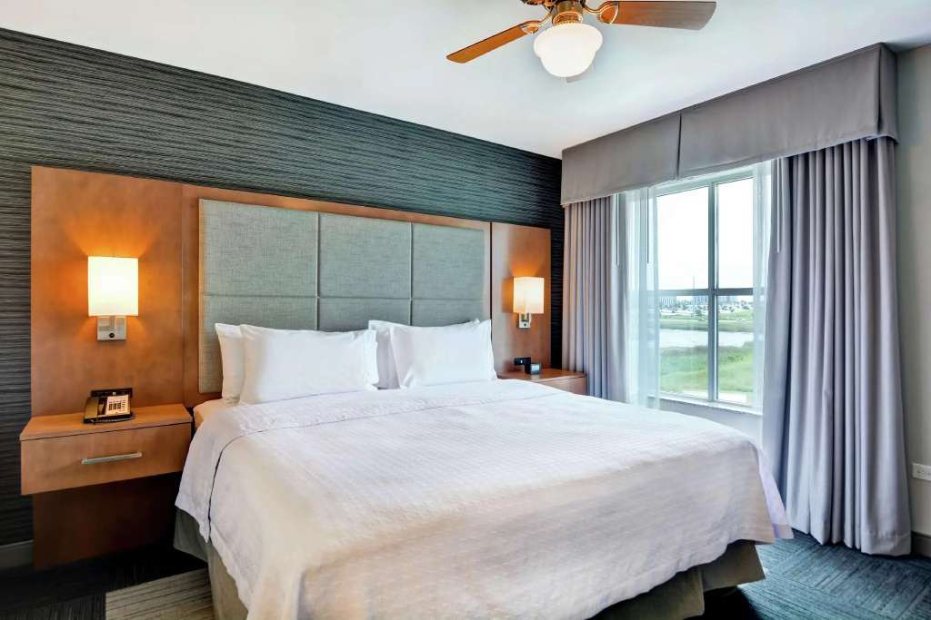 Homewood Suites by Hilton TechRidge Parmer @ I-35 - Chambres