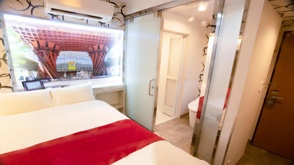 Standard Double room (full double bed)