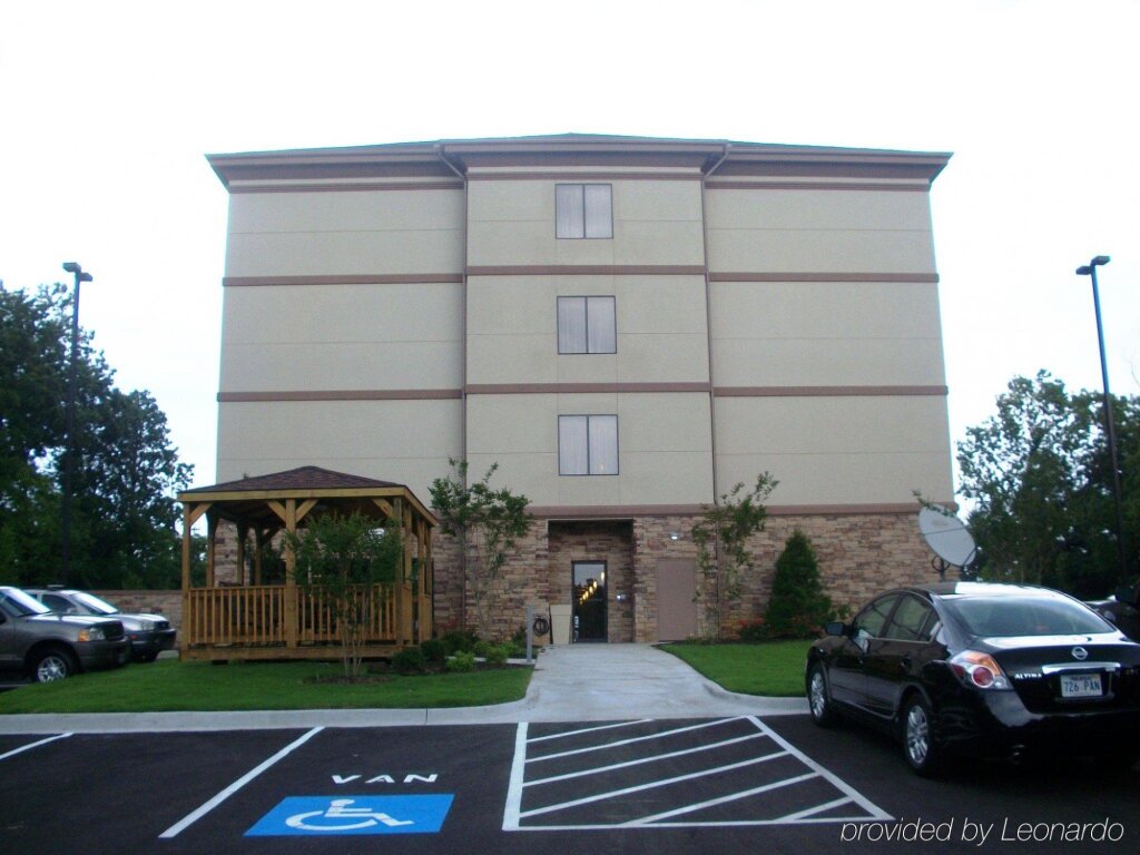 Holiday Inn Express & Suites Maumelle - Little Rock NW, an IHG Hotel image
