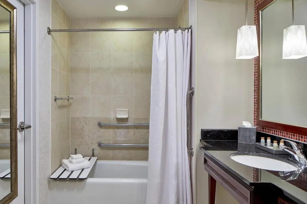 Renaissance Montgomery Hotel & Spa at the Convention Center - Chambres