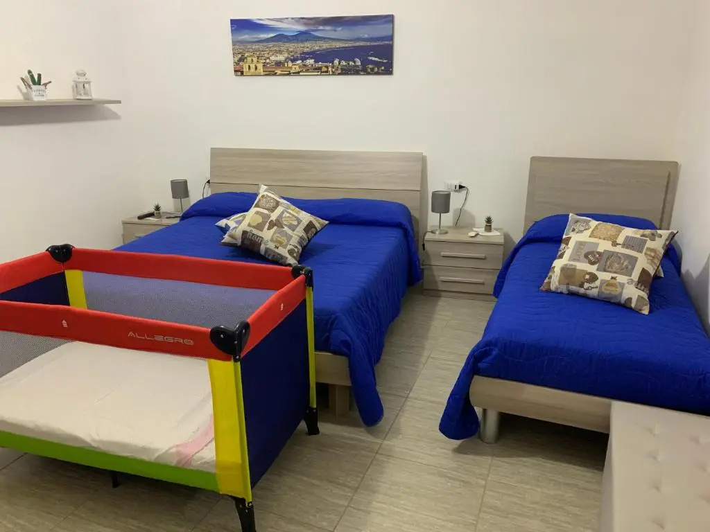 Standard Triple room