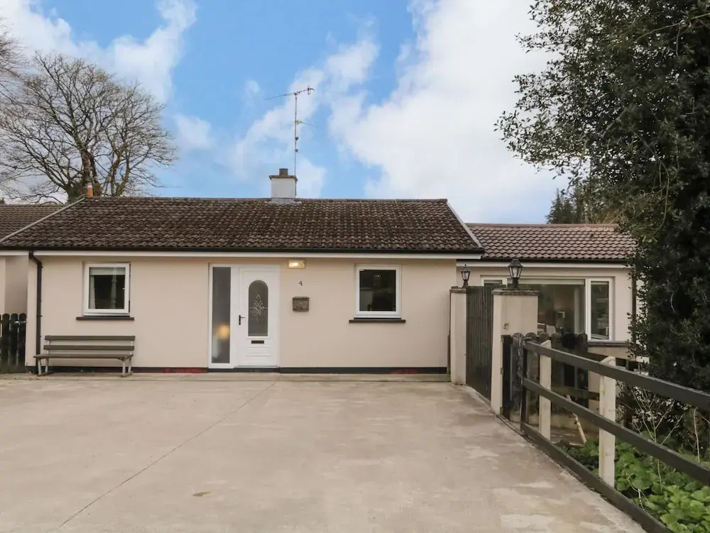 4 Carlton Cottages