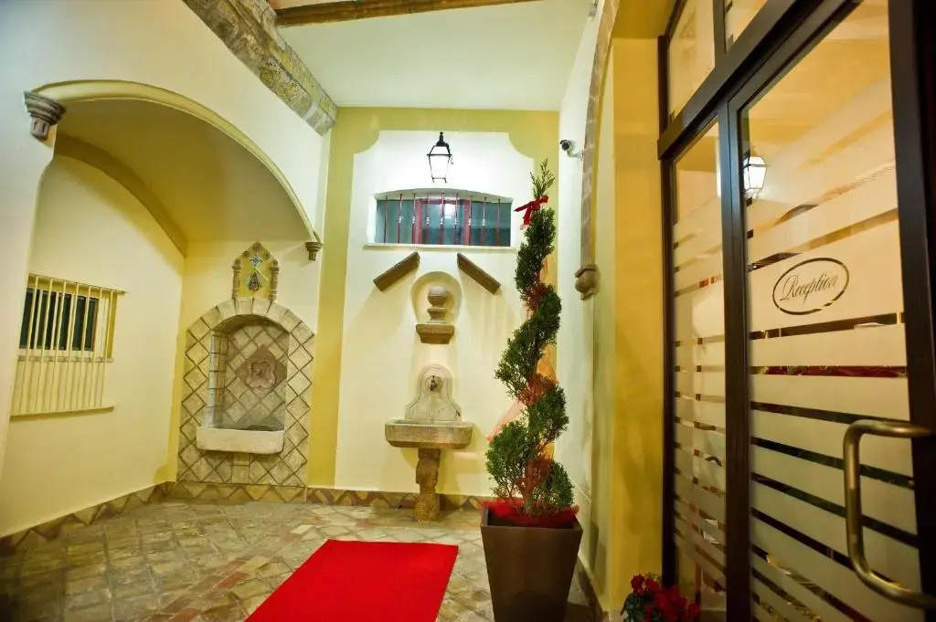 Hotel photo 18