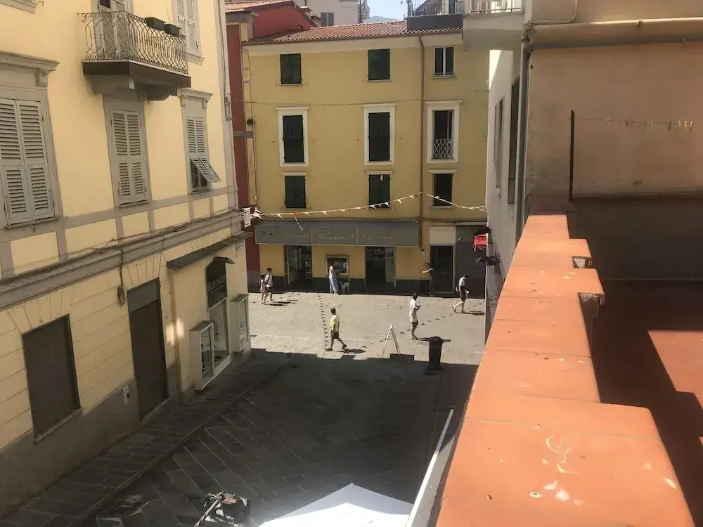 Mercato Rooms
