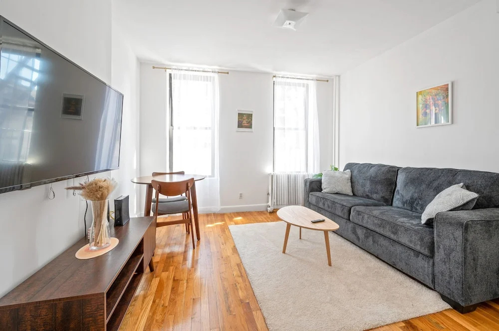 Lovely Apt Near Central Park