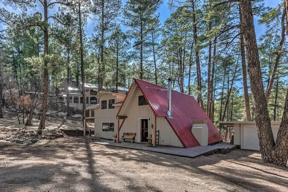 Ruidoso A-frame Cabin ~ 1 Mi to Grindstone Lake!