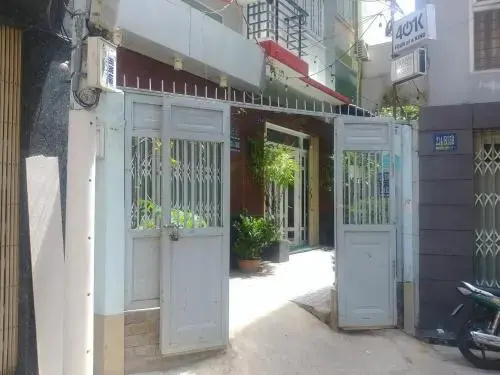 40K Dorm