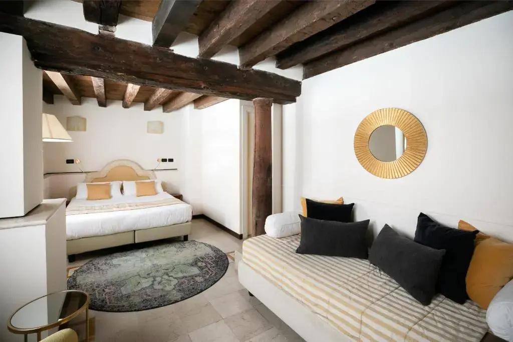 Superior Double Basement room (full double bed)