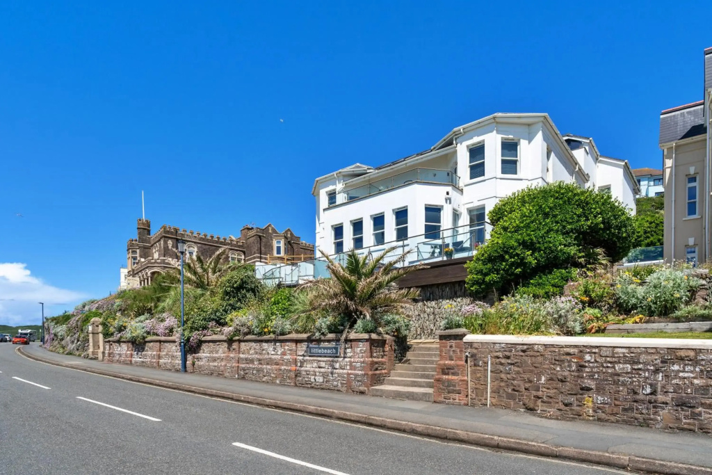 Ocean Lookout - Luxury Woolacombe Beach Apartment with Sea Views