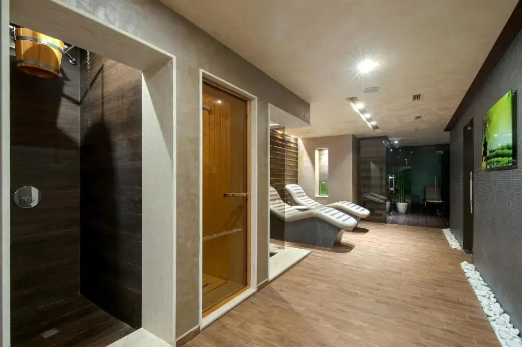 Hotel photo 13