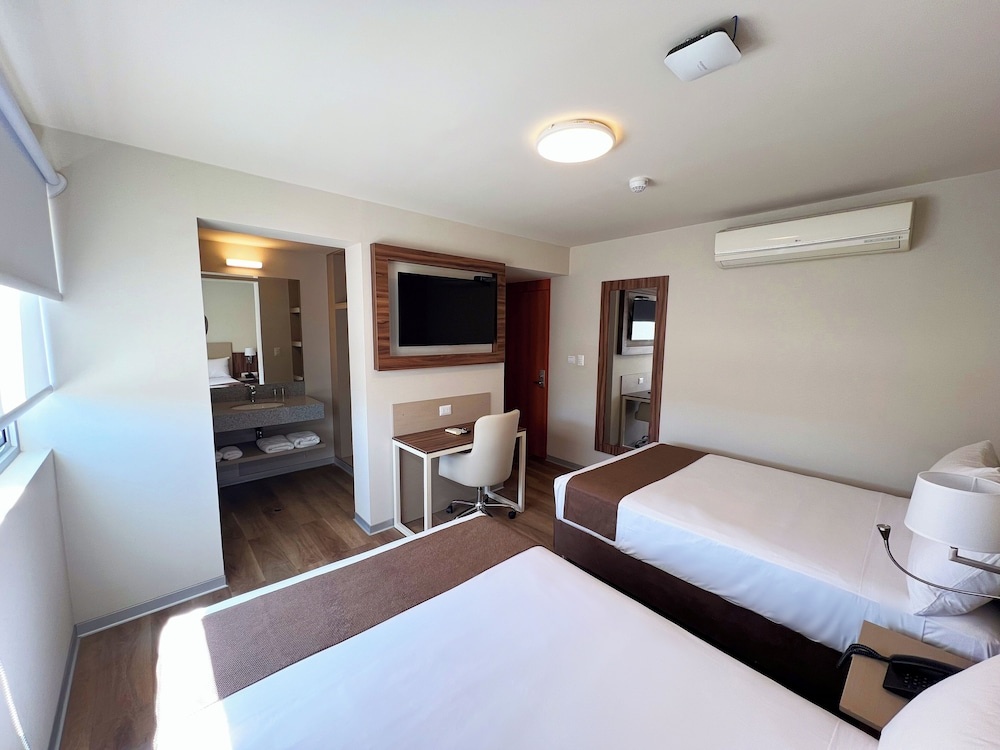 Standard Double room (twin beds)
