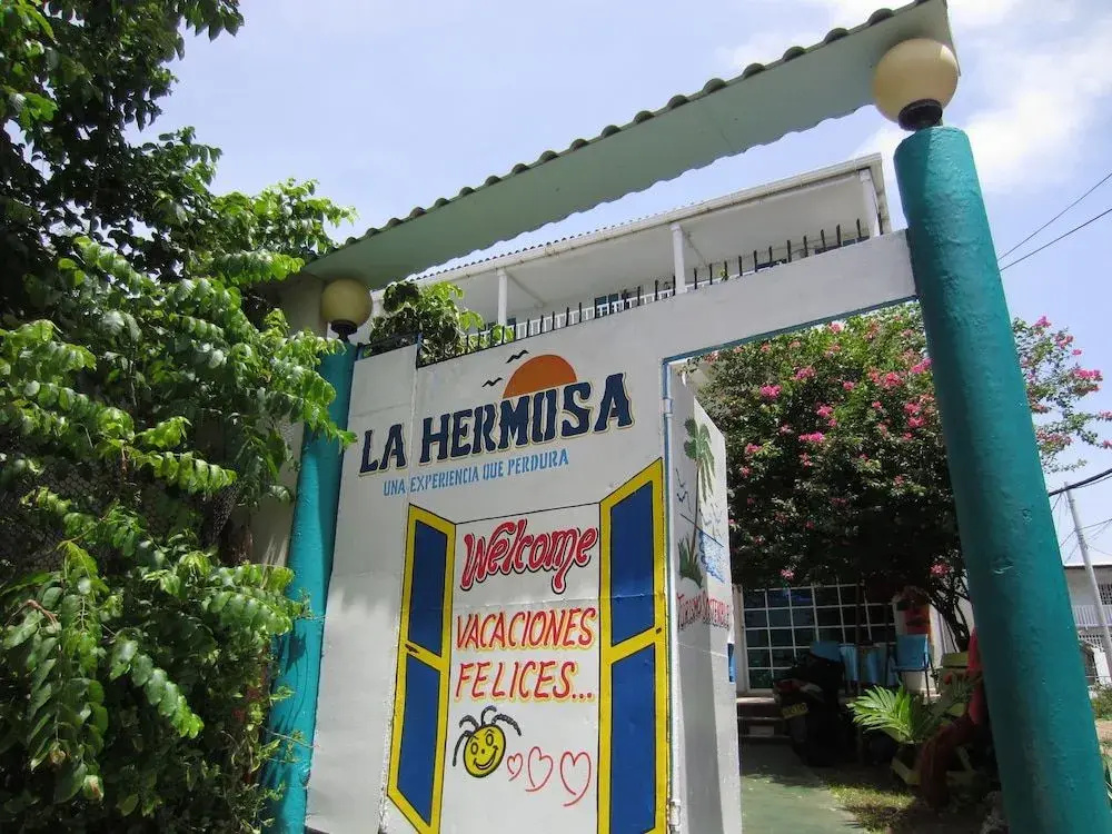 Apartamentos La Hermosa