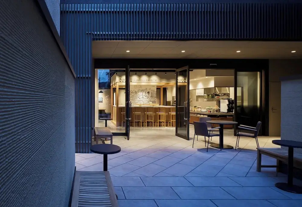 Lobby & Reception