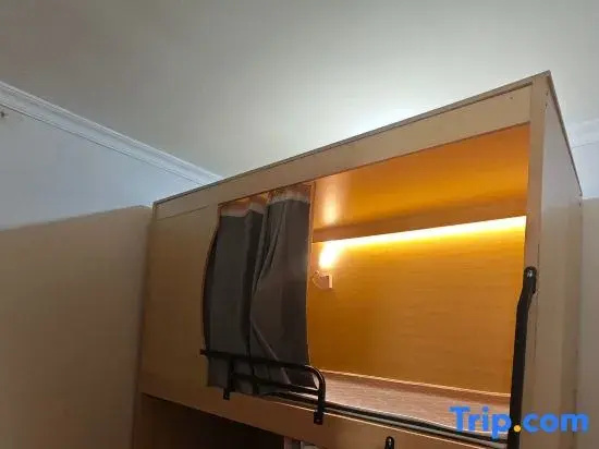 Bed in Dorm (male dorm)